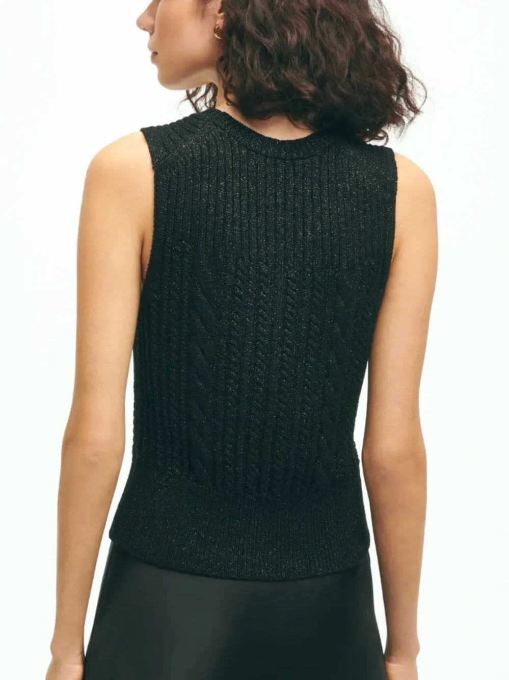 Brooks Brothers  Cable Knit Cropped Sleeveless Sweater Sz Medium